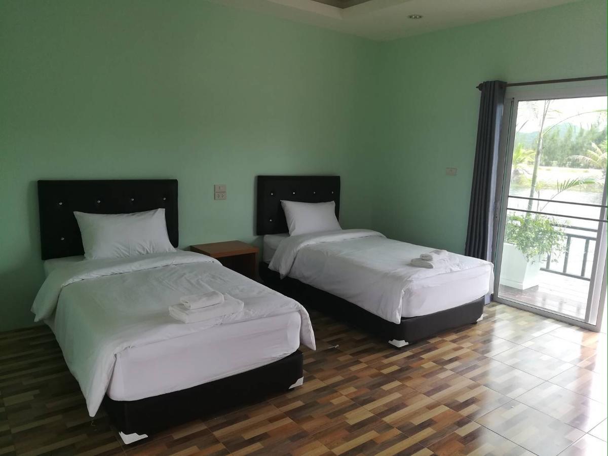 The Lake Hill Resort Pran Buri Extérieur photo